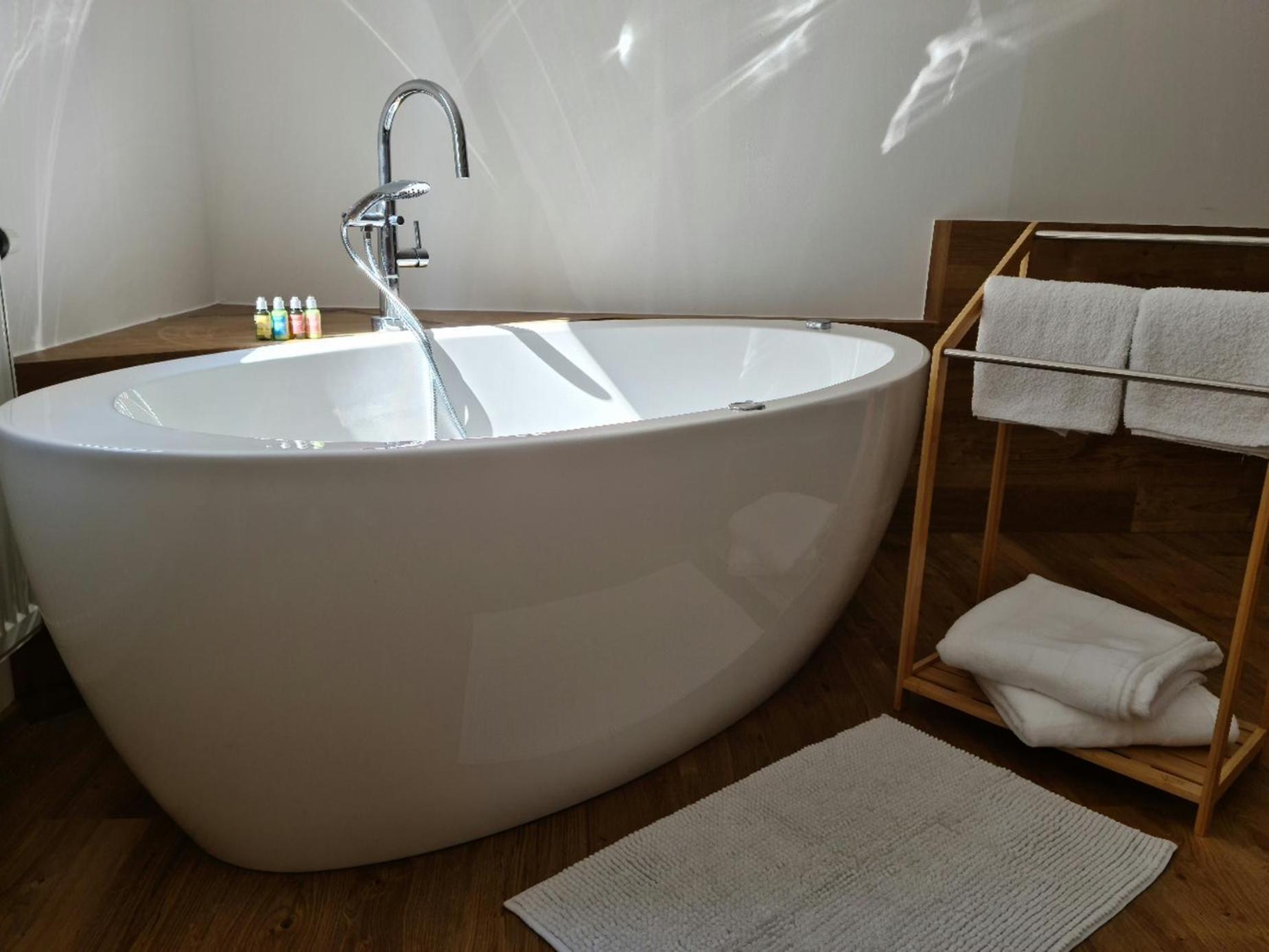 City Centre Apartments Liberec Luaran gambar